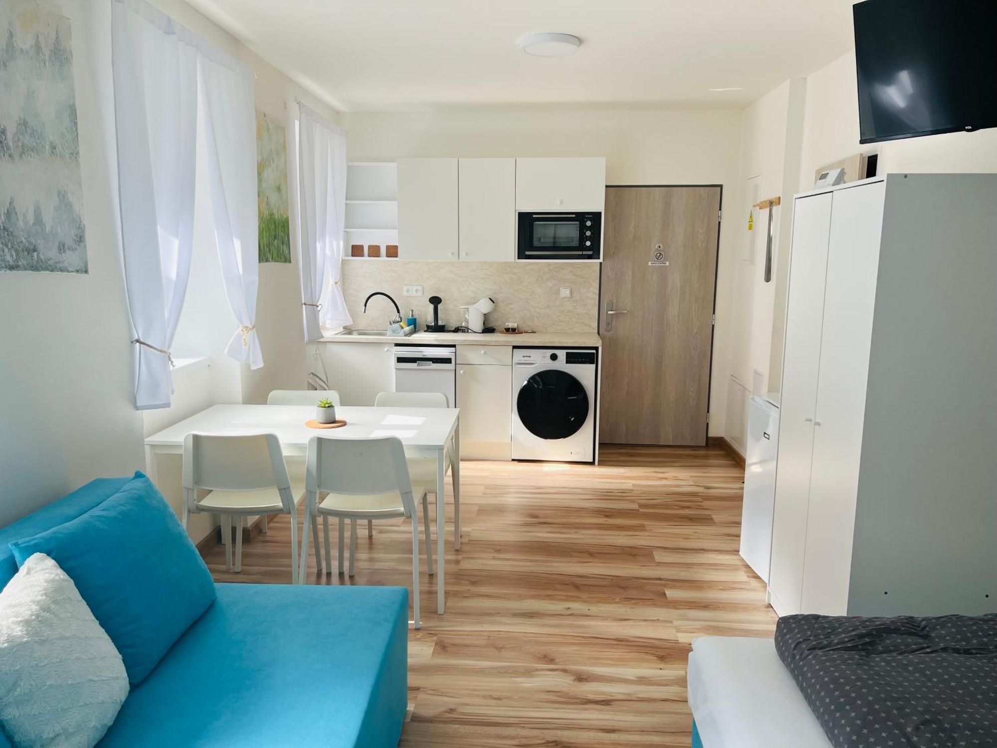 Bezbarierove Apartmany Se Zahradkou Chrastava Eksteriør bilde